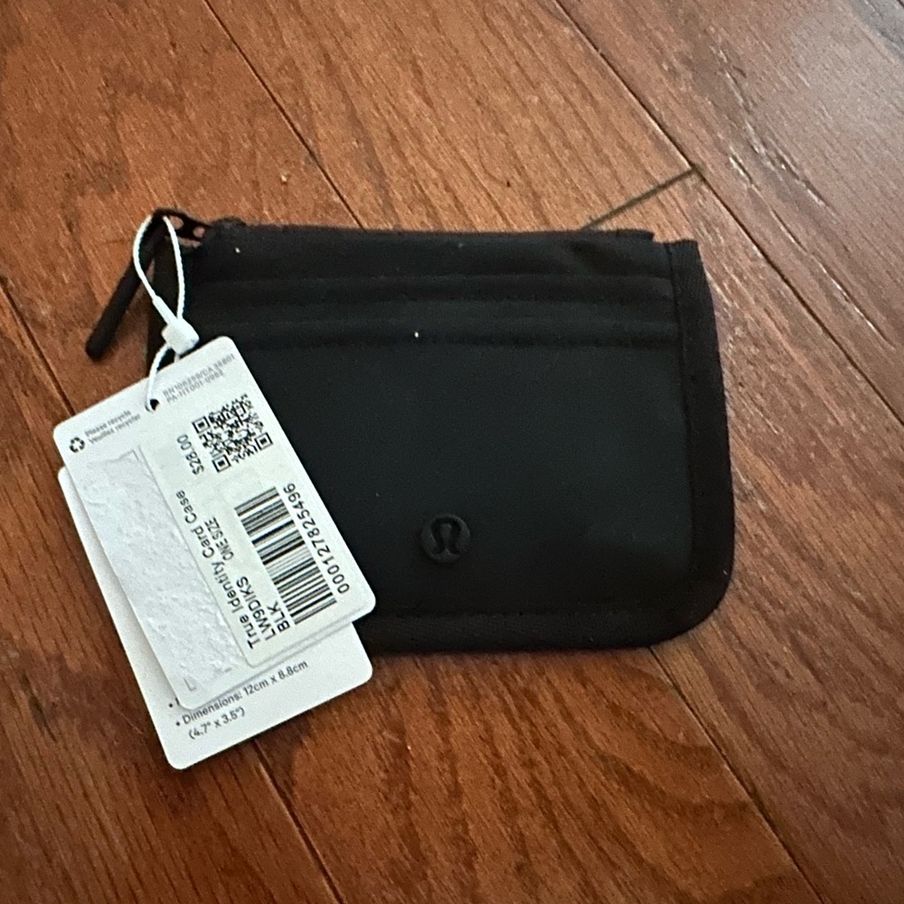 Lululemon mini zip wallet